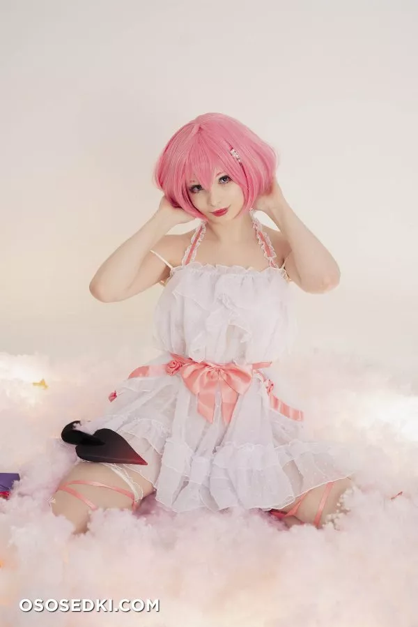 Akariia - Momo - 8