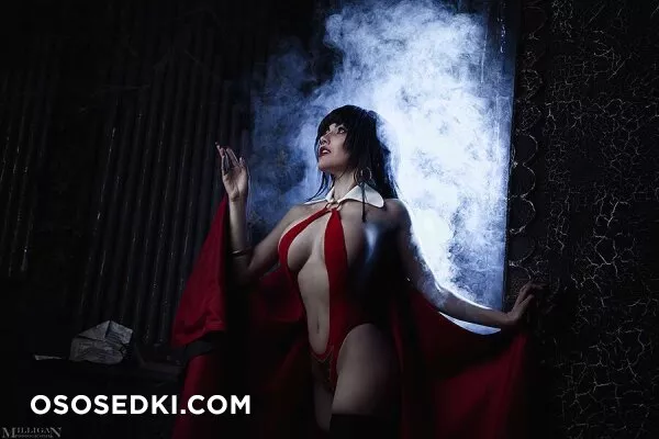 Kalinka Fox - Vampirella - 6