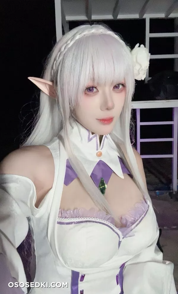 九言 - Emilia - Re Zero Kara Hajimeru Isekai Seikatsu - 1