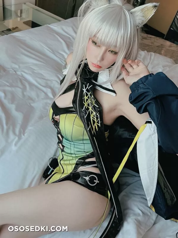 Ringo Mitsuki - Kaltsit - Arknights - 26