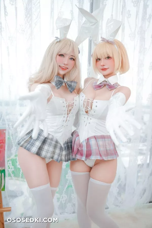 Azami - White Bunny Girl / Azami &amp; Sally Dorasnow - White Bunny Girl  - 27