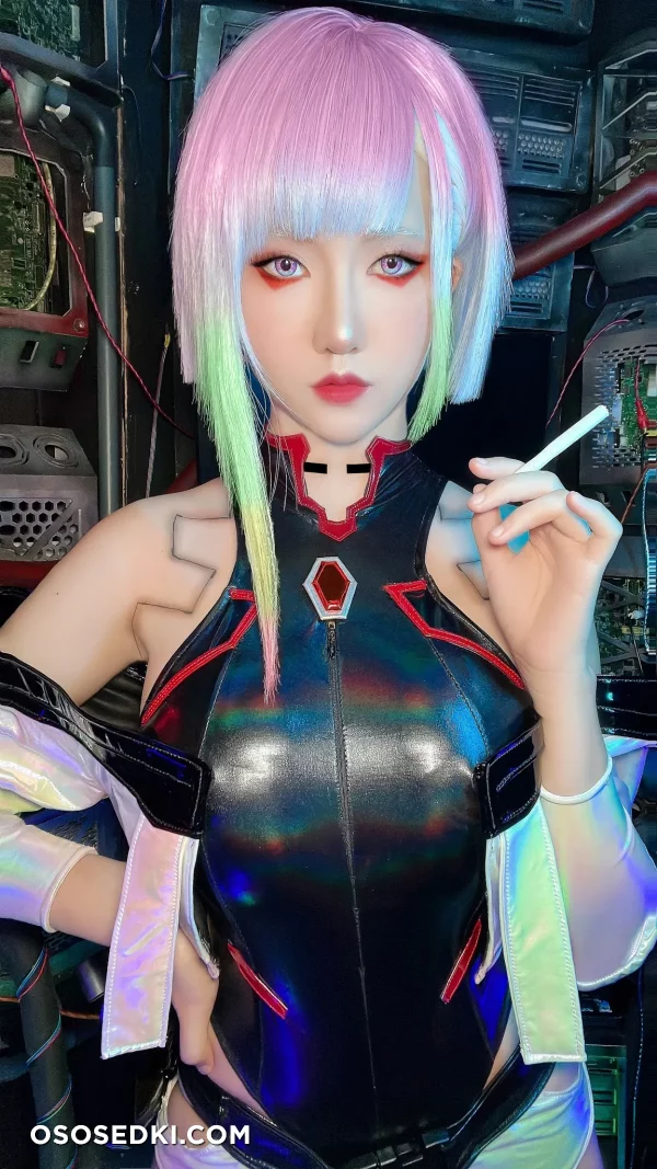 Moiicos - Lucyna Kushinada - Cyberpunk - 1