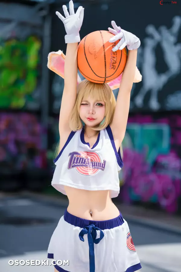 Umeko J - Lola Bunny - 9