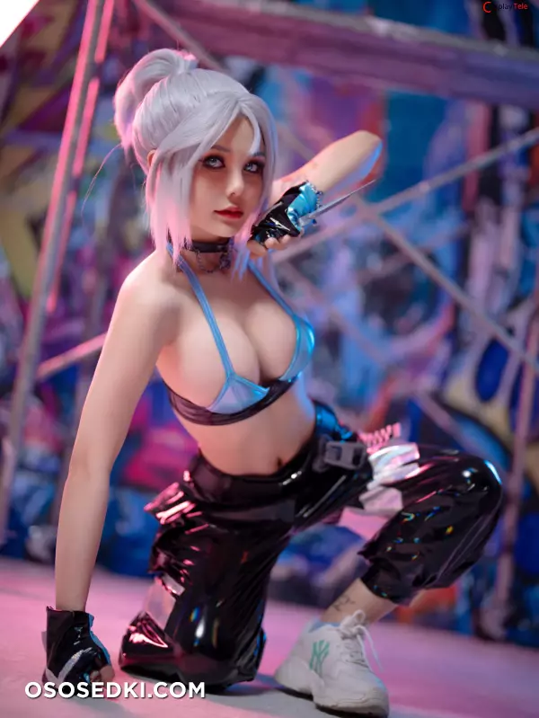 Joyce (Joyce Lin2x) cosplay Jett - Valorant - 18