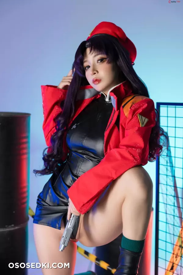Umeko J cosplay Misato Katsuragi - Evangelion - 13