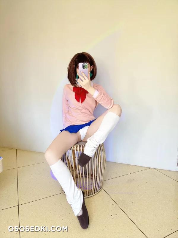 Caticornplay - Momo Ayase - Dandadan - 36