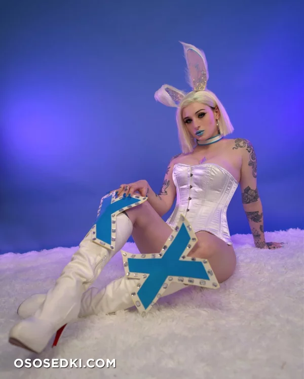 Kayla Erin - Emma Frost - X-men - 33
