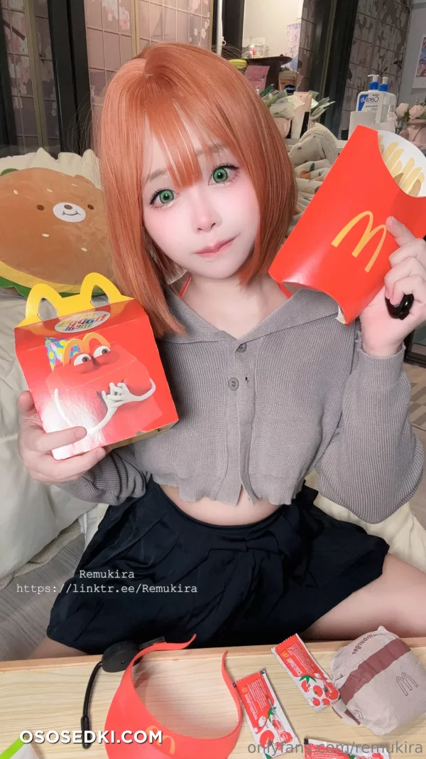 Remukira - Mcdonalds Mom - 2