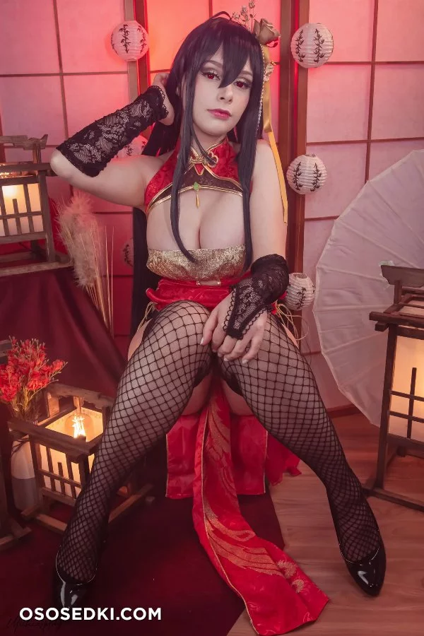Miih Cosplay - Taihou - Azur Lane - 37
