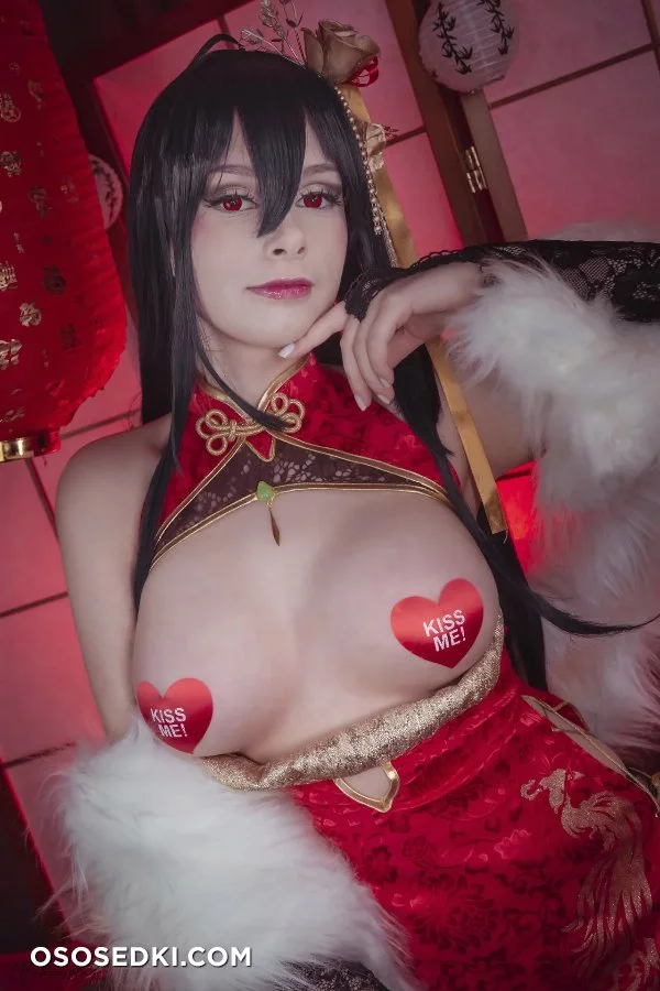 Miih Cosplay - Taihou - Azur Lane - 49