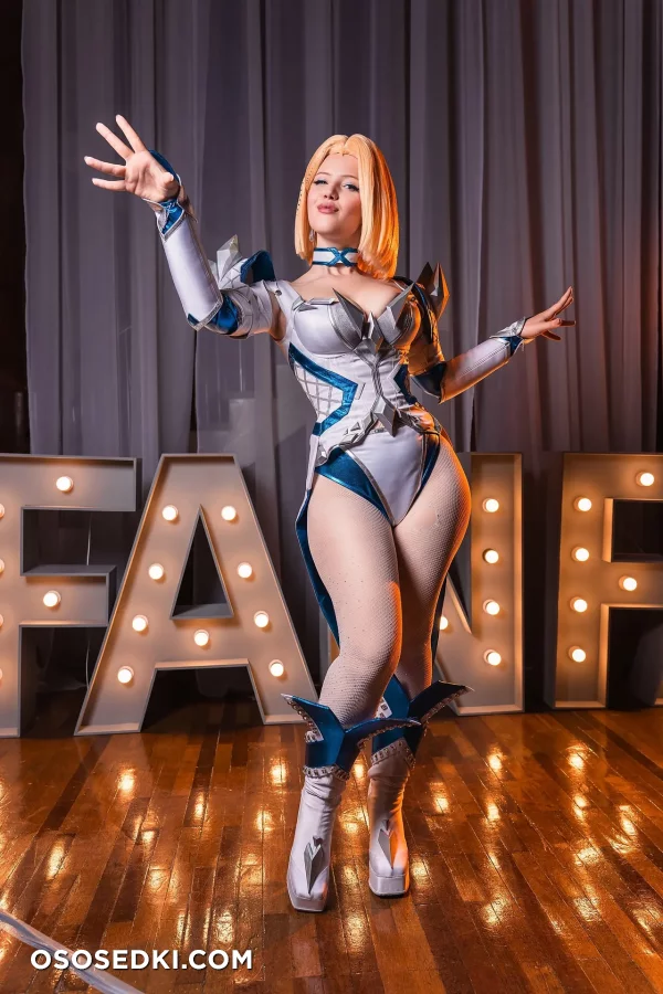 Lada Lyumos - Emma Frost - X-men - 3