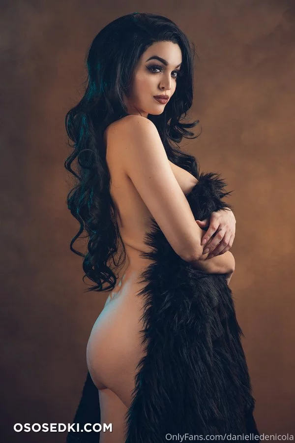 Danielle Denicola - Yennefer - The Witcher - 30