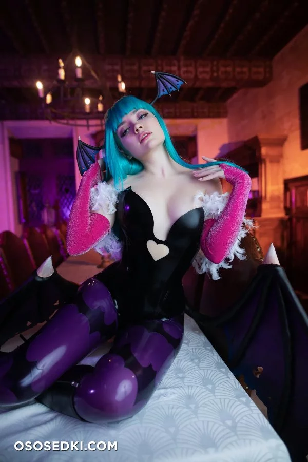 Carry Key - Morrigan Aensland - Darkstalkers  Vampire - 18
