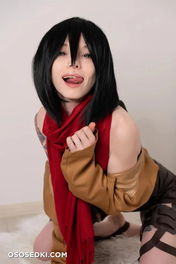 Karneli Bandi - Mikasa Ackerman - Shingeki No Kyojin  Attack On Titan - 17