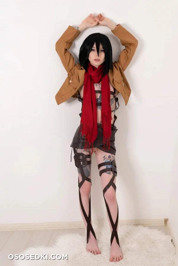 Karneli Bandi - Mikasa Ackerman - Shingeki No Kyojin  Attack On Titan - 8
