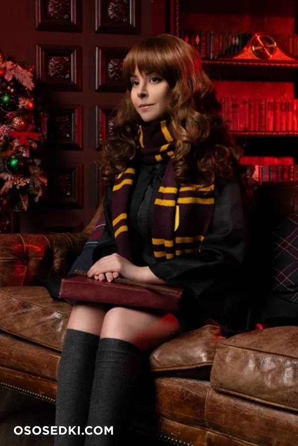 Helly - Hermione Granger - 8