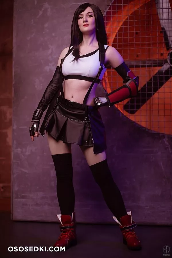 Tifa - 4