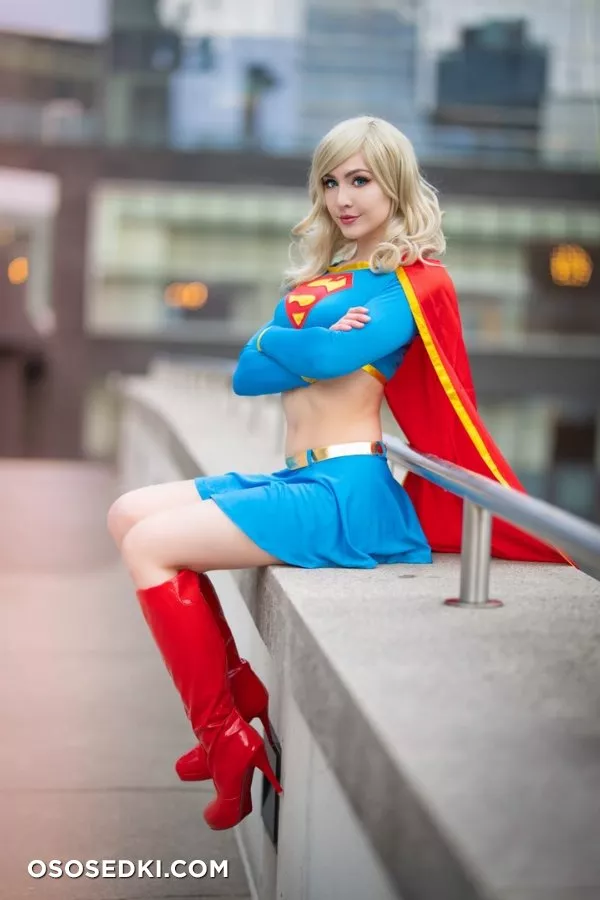 Luxlo cosplay - Supergirl - 15