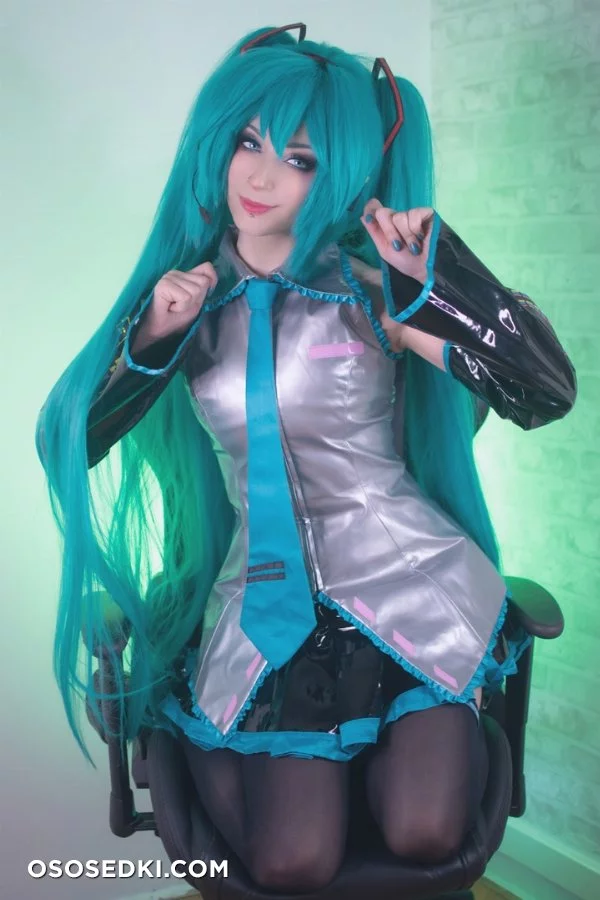 Hatsune Miku by ShiroKitsune - 42