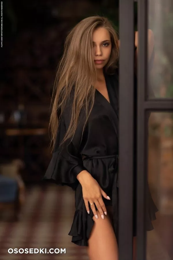 Liza Waiss aka Coverm - 231
