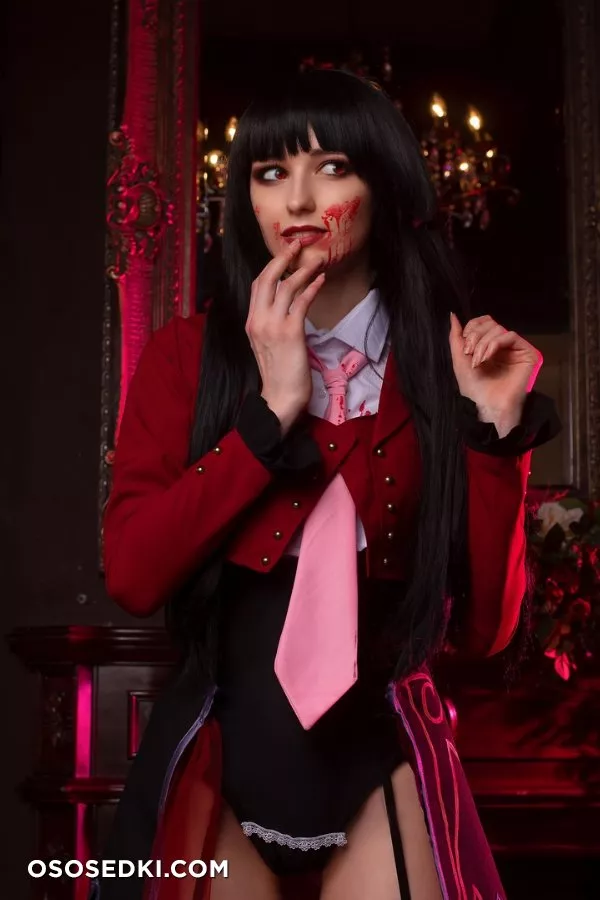 AXILIRATOR - LUCIFER (UMINEKO)
 - 12