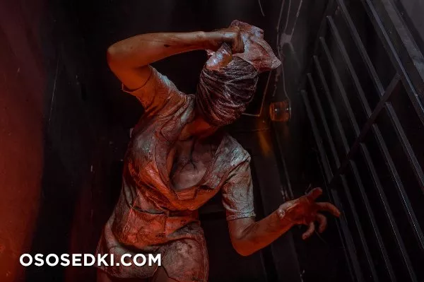 SILENT HILL NURSE - 16