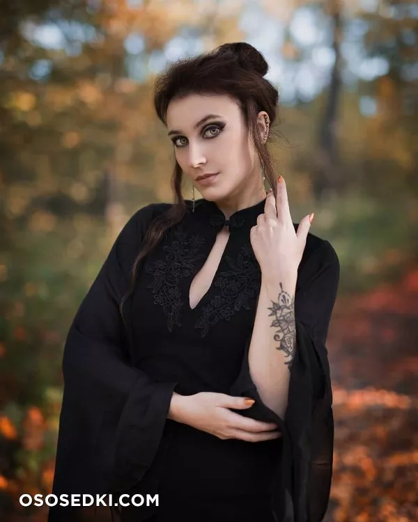 Scarlet - 3