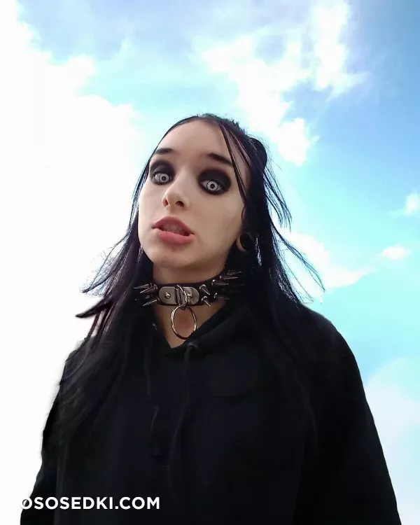Camila Foxx - 2