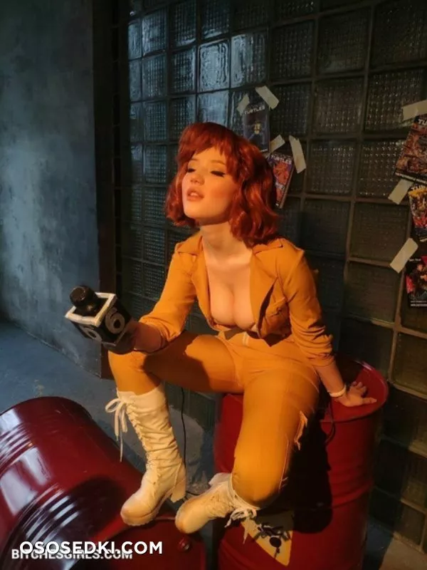 Lada Lyumos - April O'neil - 11