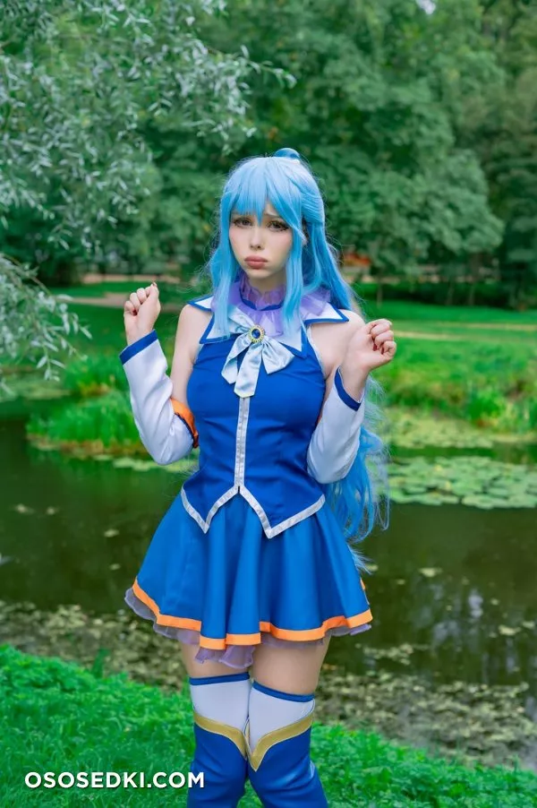 Aqua (KonoSuba) - Tsukides - 13