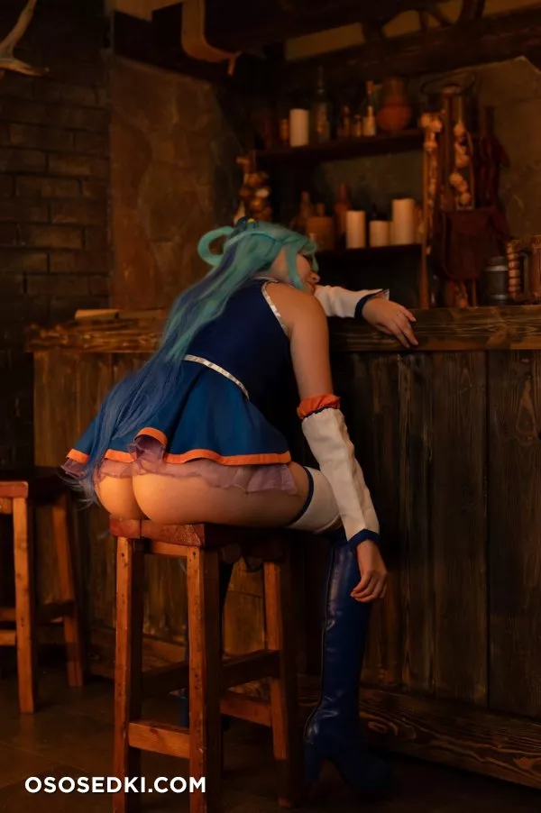 Aqua (KonoSuba) - Tsukides - 21