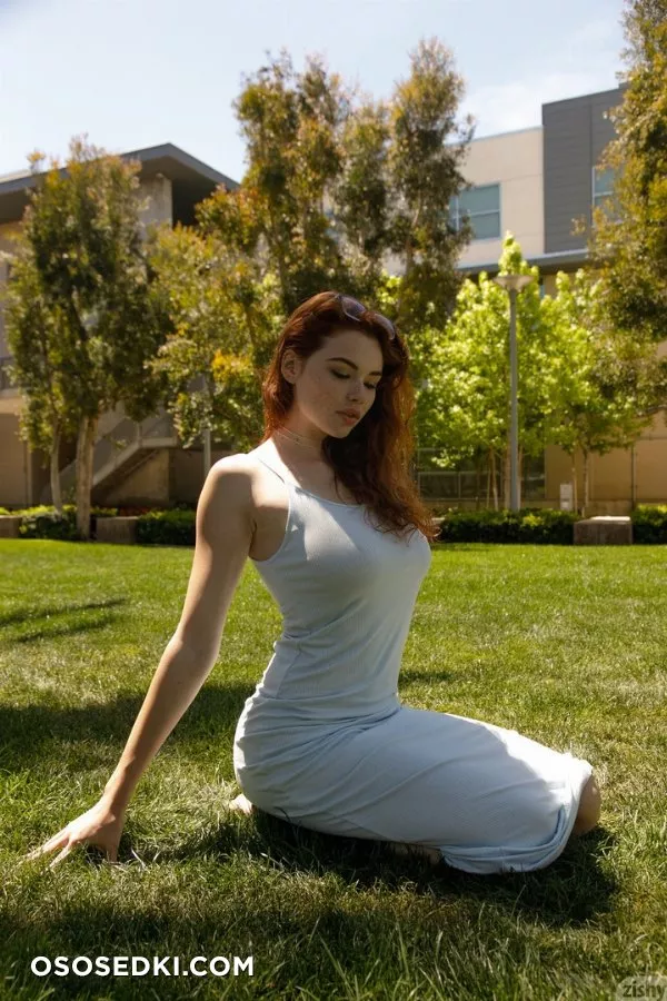 Sabrina Lynn - Shopping - 31