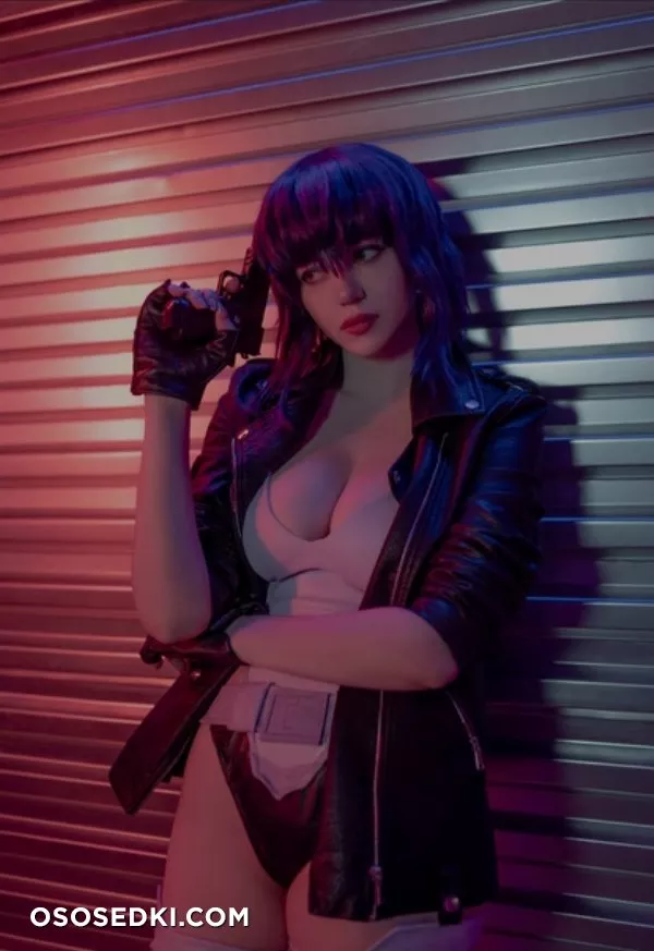 Alina Becker - Motoko Kusanagi - 17