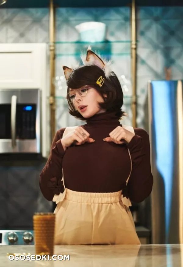 Jenna Lynn Meowri - 172