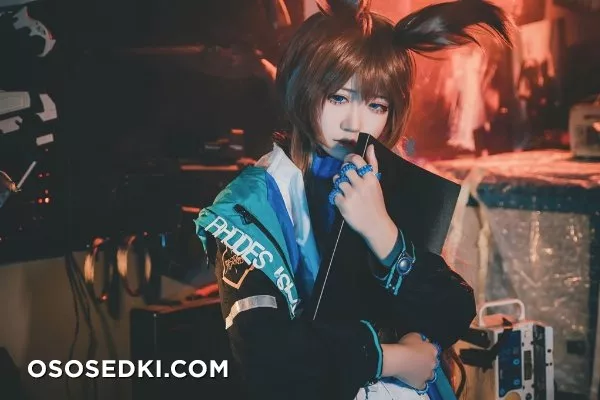 Mao Jun 猫君君 - 9