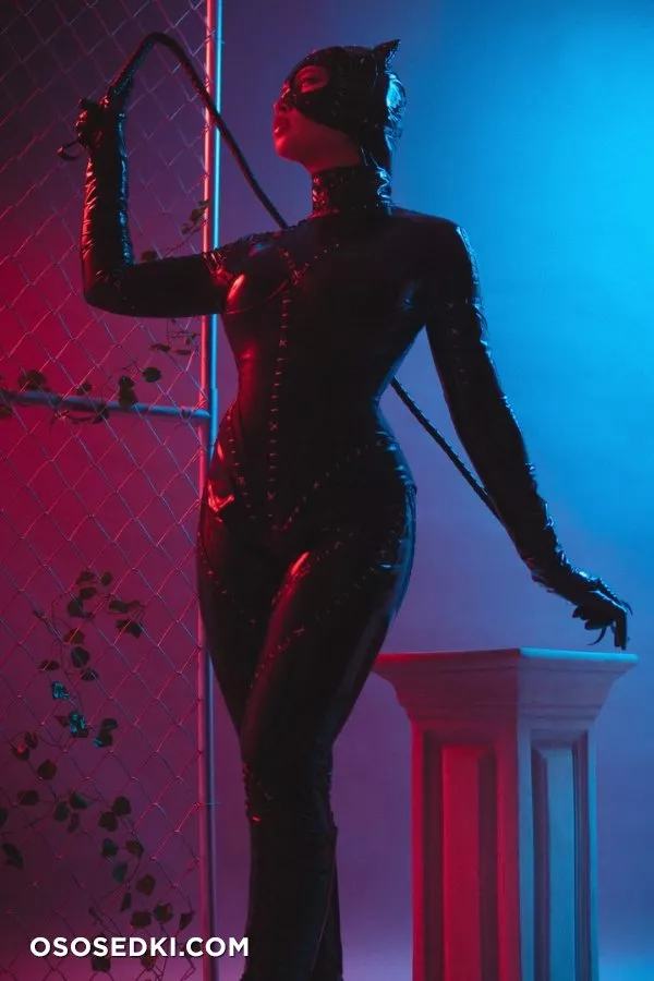 Catwoman by Virtual Geisha - 4
