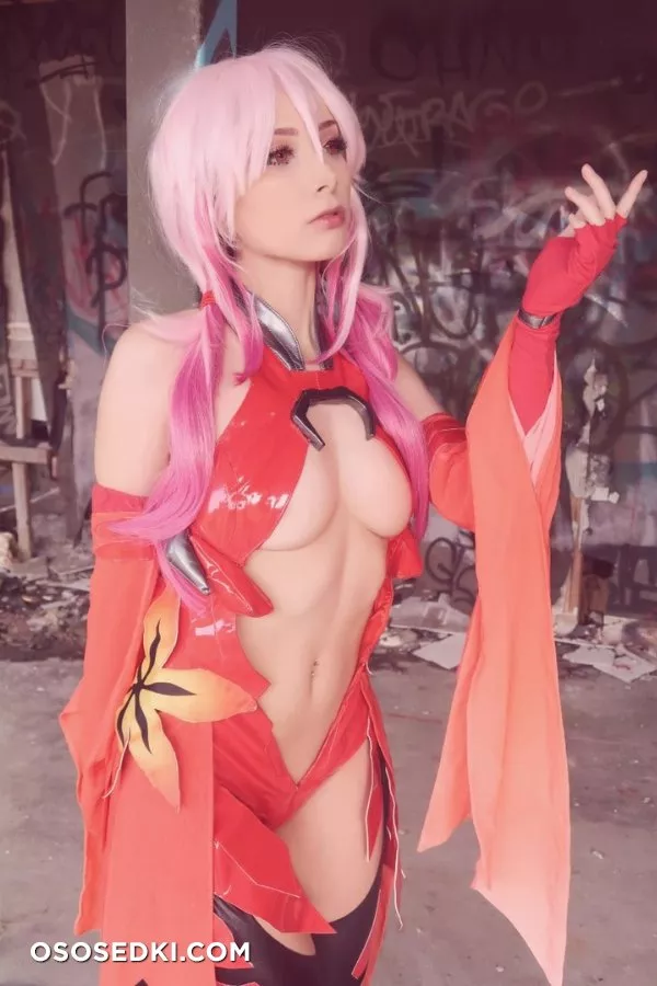 Inori Yuzuriha by Beke - 7