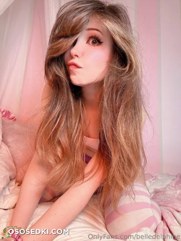 Belle Delphine Wite and Red socks - 73