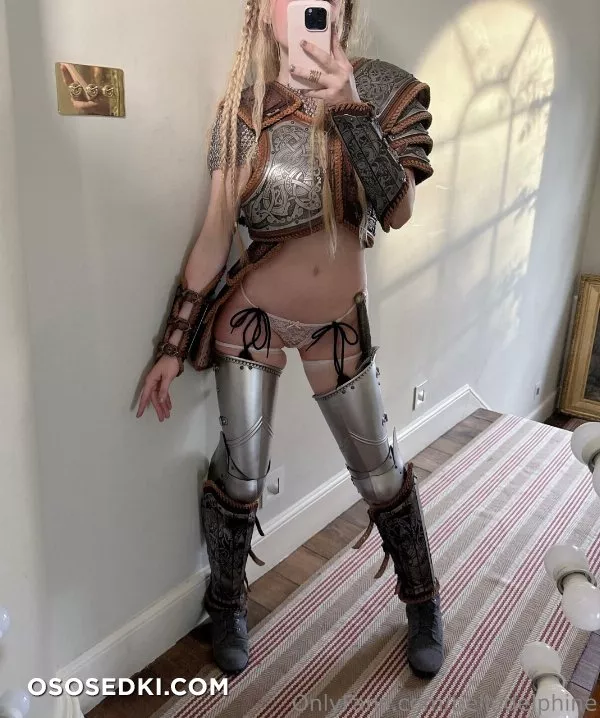 Belle Delphine Human Knight - 37