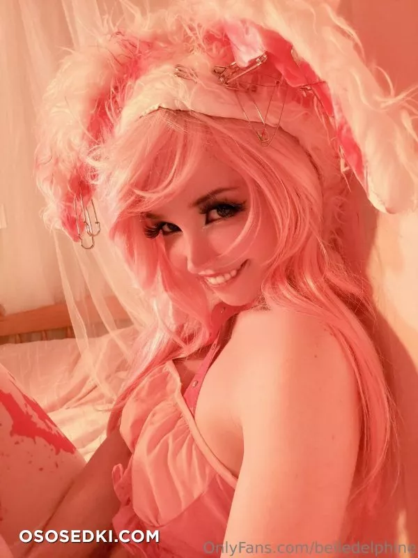 Belle Delphine Pink Hair Delphine - 80