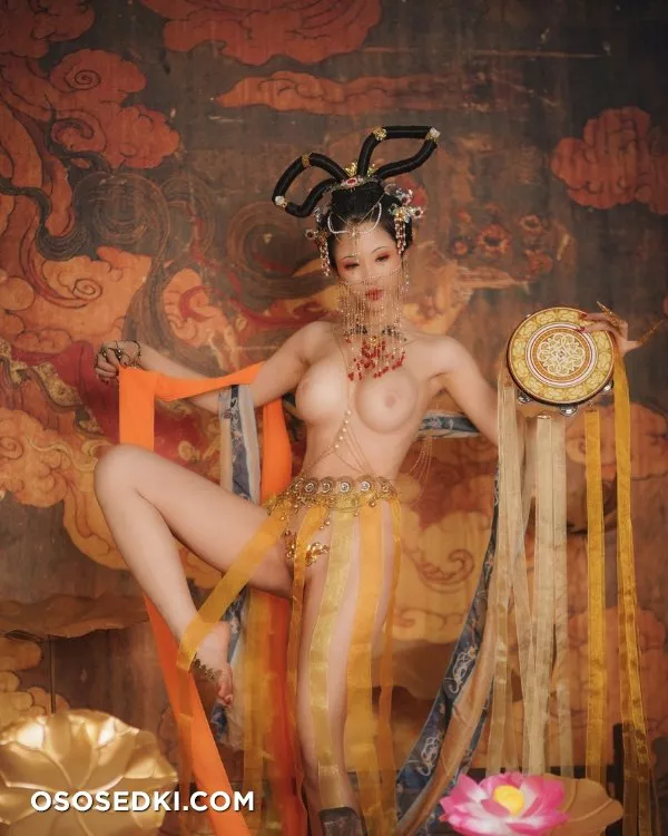 稀有貴圈極品Cospaly推特女神▌钛合金TiTi ▌畫中仙 古色仙香酥乳玉體 神秘地帶欲血噴張55P1V - 47