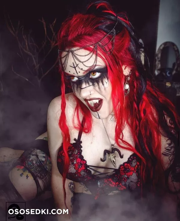 Beautiful Women from the Dark Side - 11