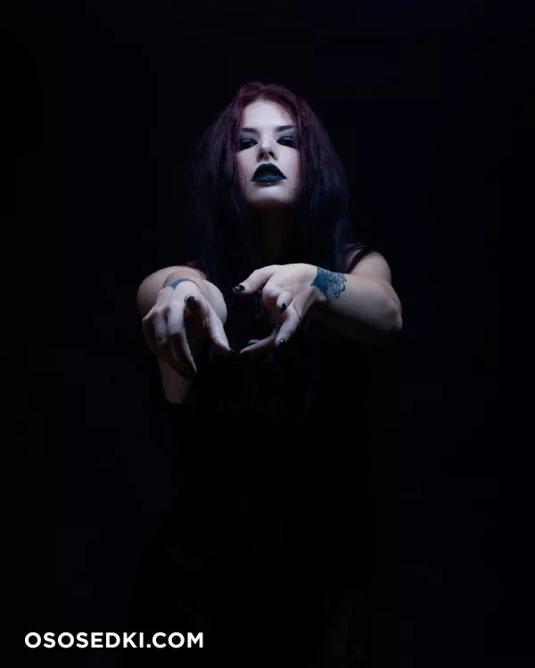 Beautiful Women from the Dark Side - 55