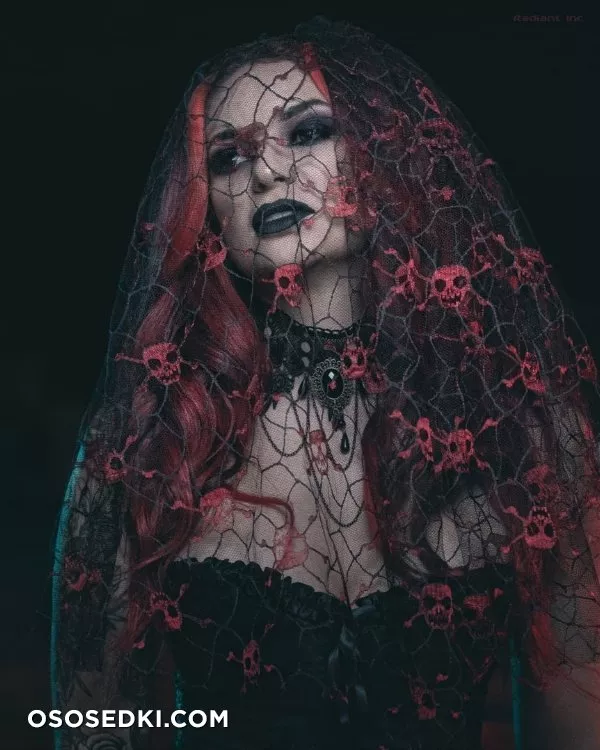 Beautiful Women from the Dark Side - 77