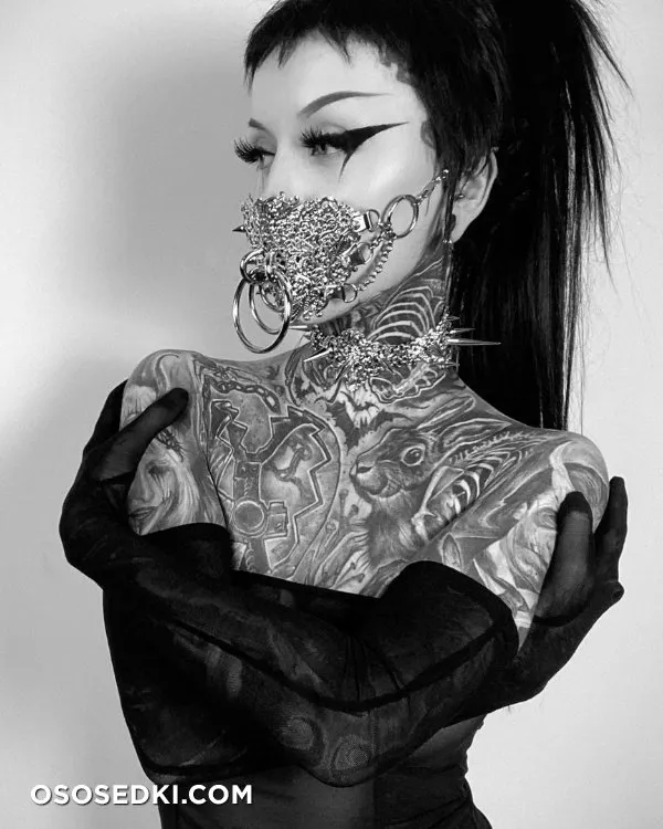 Beautiful Women from the Dark Side - 83