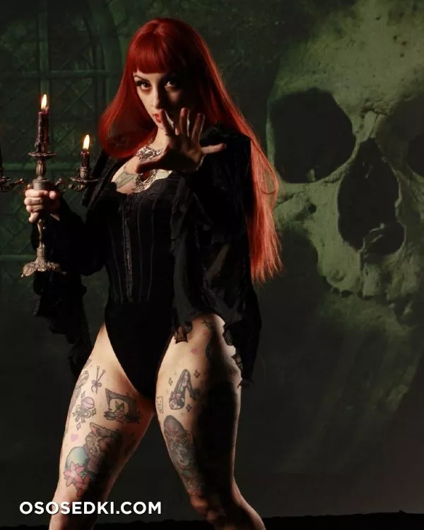 Beautiful Women from the Dark Side - 138