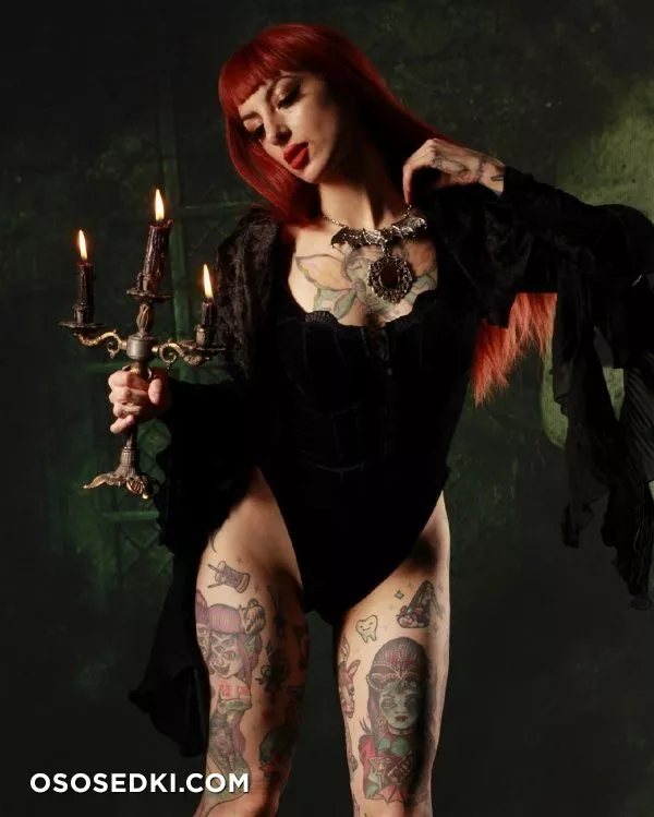 Beautiful Women from the Dark Side - 141