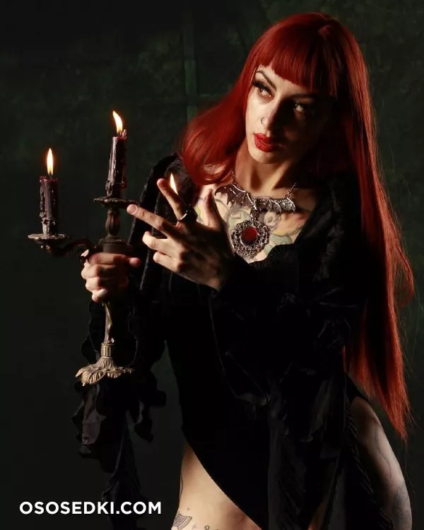 Beautiful Women from the Dark Side - 143