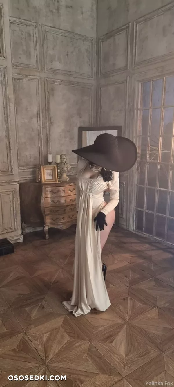 KalinkaFox - Lady Dimitrescu - 24