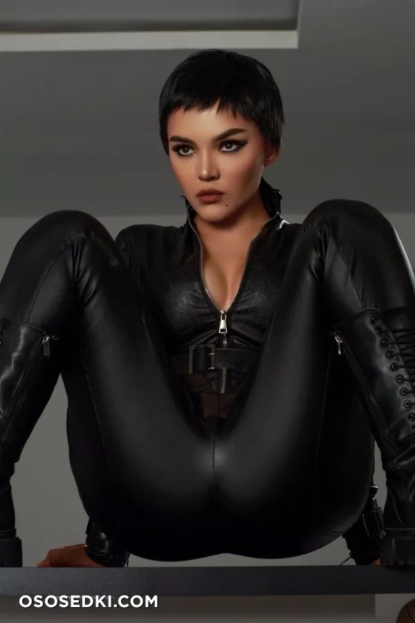 Kalinka Fox - Catwoman - 32